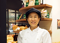 Boulangerie BARUC PLUS 店主 千阪 千津子さん