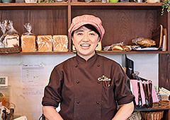 Pain Place CroÛton(パン プラス クルトン) オーナーシェフ 山本 友理さん