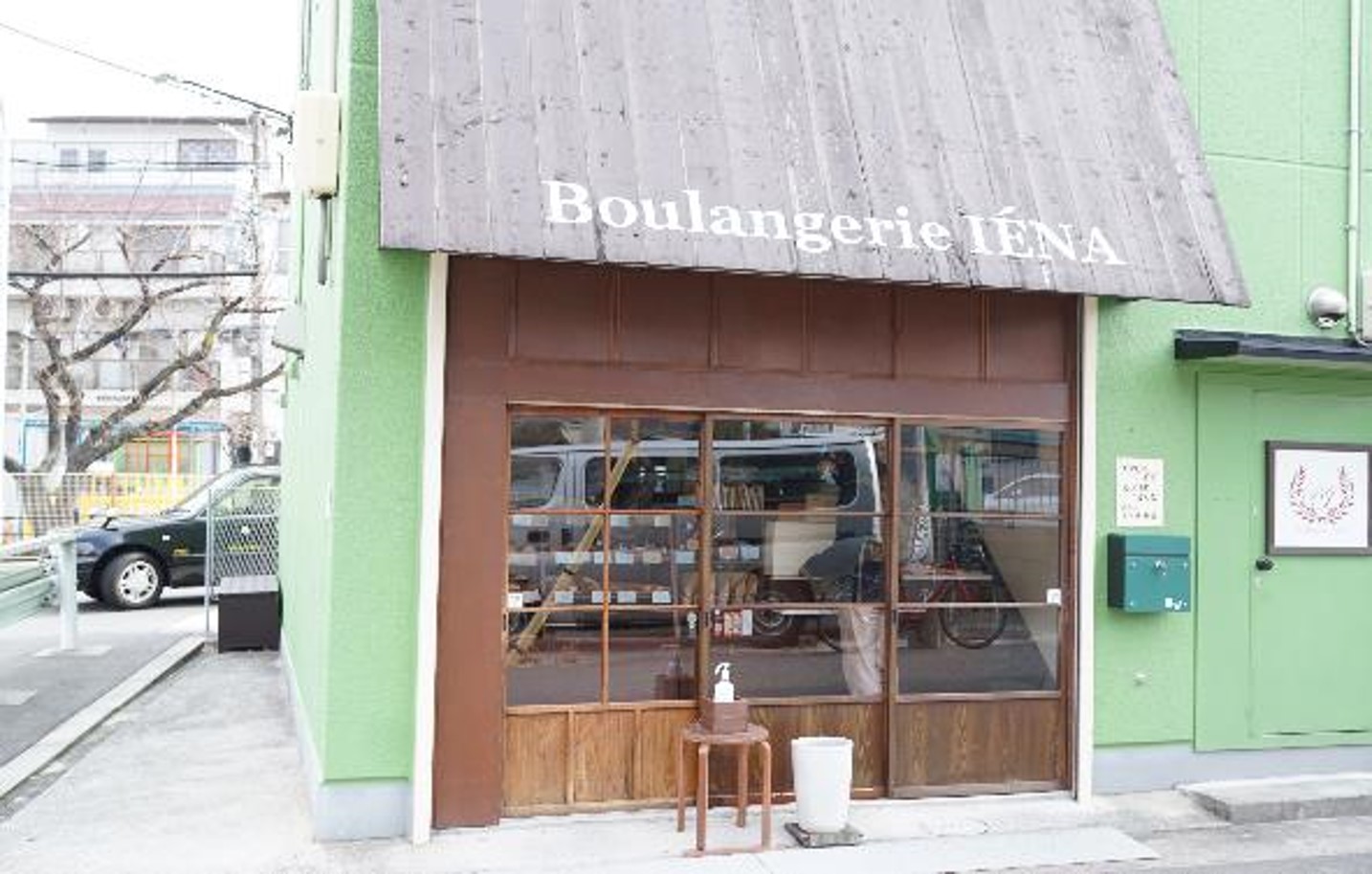 http://パン工房%20Boulangerie%20IENA